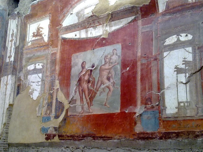 2-Hour Private Tour of the Ruins of Herculaneum - Herculaneum feels different from Pompeii
