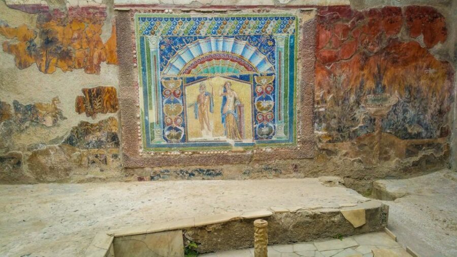 2-Hour Private Tour of the Ruins of Herculaneum - The Roman spa area: hot rooms, cold tubs, and mosaic floors