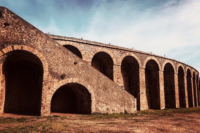 2 Hours Pompeii Group Tour with Archaeologist Guide and Skip the Line - Skip-the-Line Tickets and the 18-Euros Reality Check