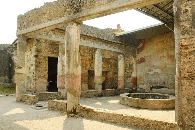 All Inclusive Pompeii, Vesuvius, wine tasting & light lunch - Climbing Vesuvius: crater views and what to expect from the hike
