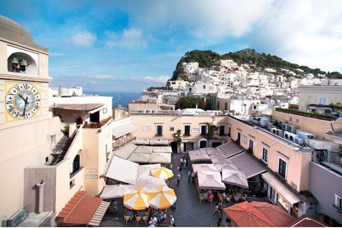 Amalfi Coast and Pompeii from Naples or Sorrento - Positano for one hour: steep charm and quick photo moments