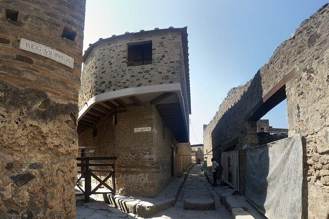 Amalfi Coast: Pompeii Small Group with Skip the Line Tickets - Should you book this Pompeii day trip from Amalfi?