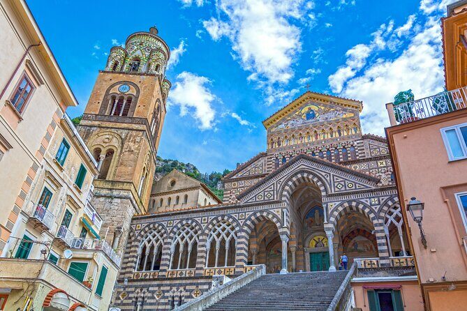 Amalfi Coast Sightseeing Bus Tour from Pompeii - Stop 4 Sorrento (80 minutes): Greek-street strolling and shops