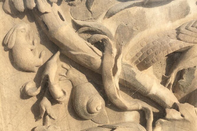 Best of Pompeii & Herculaneum: Private Tour with an Archaeologist - Stop 1 in Pompeii: public life plus the Lupanare
