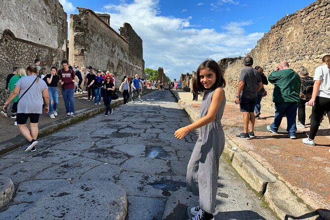 Best Pompeii Private Tour from Naples Port or Hotel Pick Up - A short Naples reset after Pompeii: what to do with your time