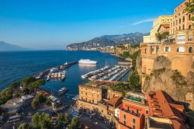 Daytrip from Rome to Pompei and Sorrento - The 7:30 am start that actually helps you