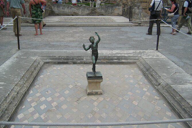 Discovering Pompeii and Herculaneum - VIP Tour with Lunch - Who this tour fits best (and who should look elsewhere)