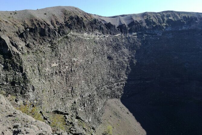 Discovering the Vesuvius - VIP tour / Small group - Vesuvius National Park: crater access and the views you came for