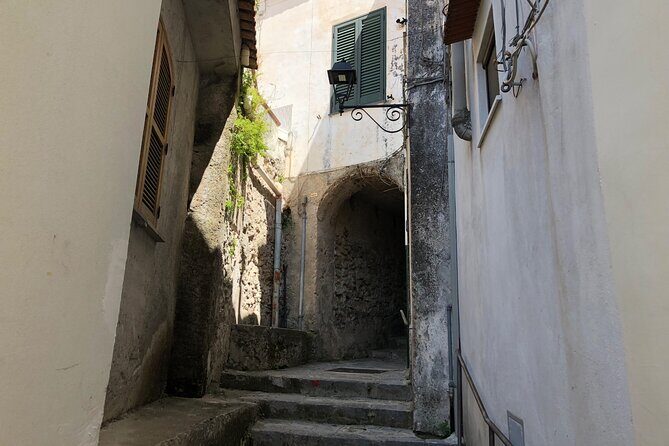 Exclusive Private Tour: Explore Pompeii and the Amalfi Coast - Skip-the-line and a Pompeii guide: when the upgrade is actually worth it
