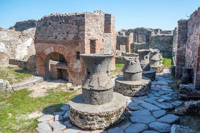Explore Pompei Ruins with your Private Archaeologist - The Human Side: What the Guide Experience Feels Like