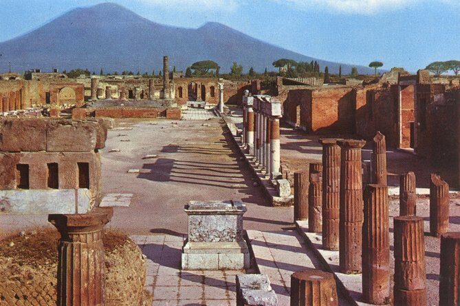 Explore Pompeii Half Day Highlights Tour with Pickup from Naples - Thermal Baths and Via degli Augustali: Real Daily Life, Not Just Monuments
