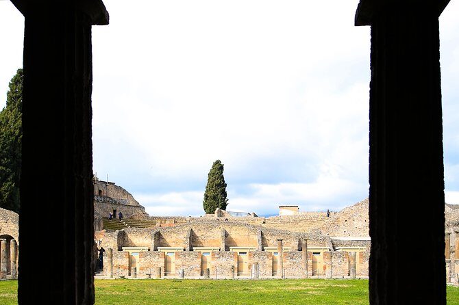 Fast Access Exclusive Private Ancient Pompeii Herculaneum & Oplontis Guided Tour - Stop 3: Herculaneum’s Parco Archeologico and the feeling of daily life