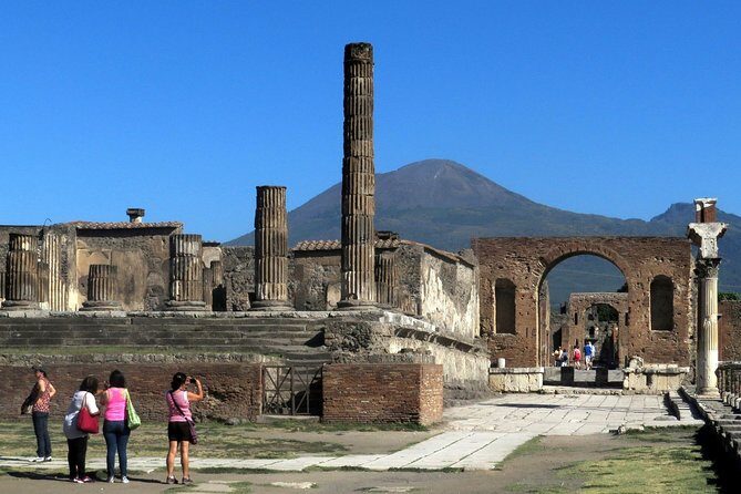 From Naples: Amalfi Coast & Pompeii Small Group Tour - Agerola Viewpoint Stop: Short Stop, Big Payoff