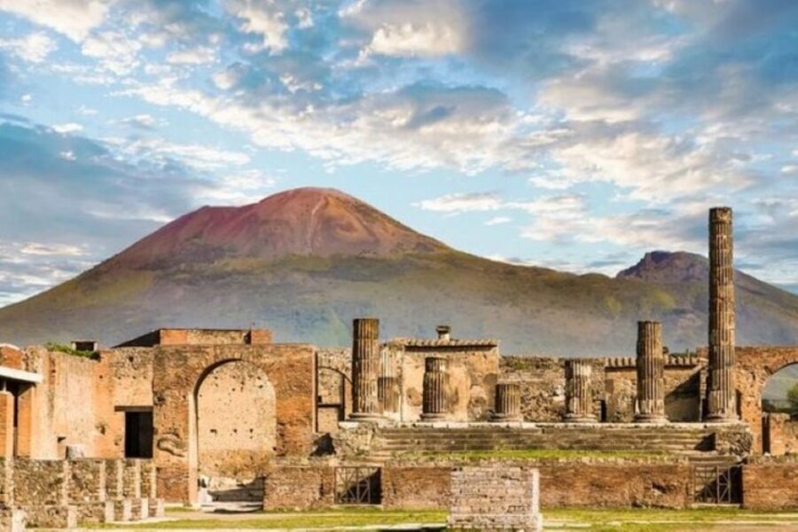 From Naples: Amalfi Coast, Sorrento, and Pompeii Tour - Pompeii: why saving it for last helps you handle the walking