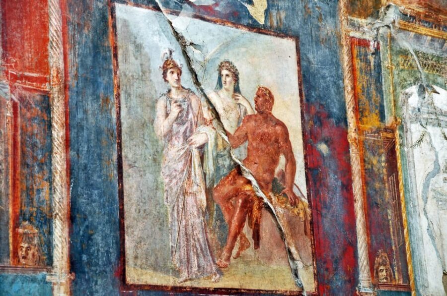 From Naples: Archeological day to Pompeii and Herculaneum - Pompeii for 4 hours: streets, houses, and the 79 AD shock