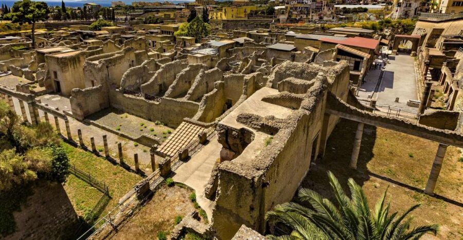 From Naples: Herculaneum, Vesuvius, and Pompeii Trip - FAQ