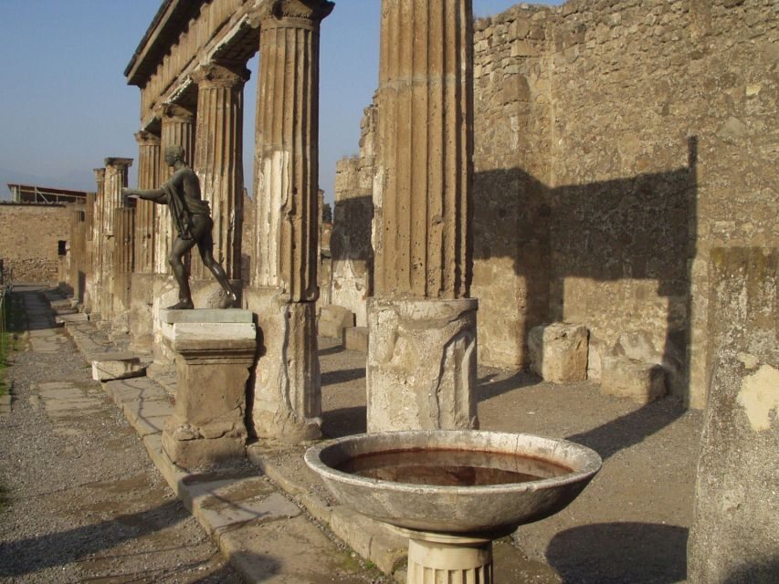 From Naples or Herculaneum: Half-Day Tour in Herculaneum - Why Herculaneum Feels Smaller and More Intact Than Pompeii