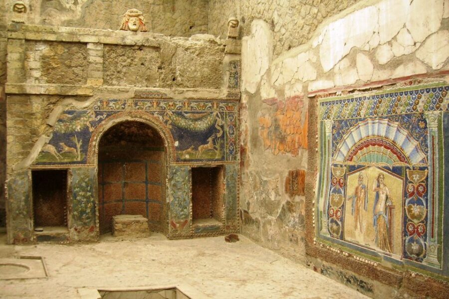 From Naples: Pompeii and Wine Tasting Tour with Lunch - Pompeii’s ruins, explained the right way in 2 hours