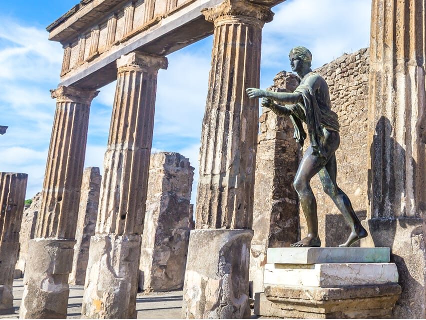 From Naples Port: Vesuvius and Pompeii Tour with Tickets - Naples Port bus logistics: keeping your day on rails