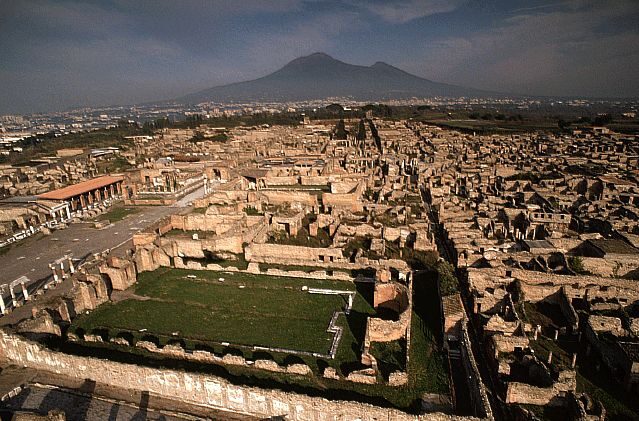 from Naples - Private Tour Pompeii, Vesuvius, and Sorrento - Why This Naples Private Tour Works: Three Stops, One Efficient Day