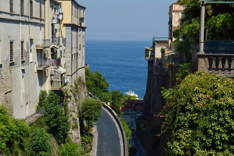 From Naples/Salerno: Pompeii, Sorrento and Amalfi Coast Tour - Getting There From Naples or Salerno: Pickup Windows That Matter