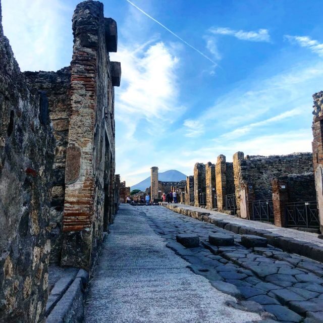 From Positano: Pompeii Guided Tour with Skip the Line - Should you book this Pompeii guided tour from Positano?