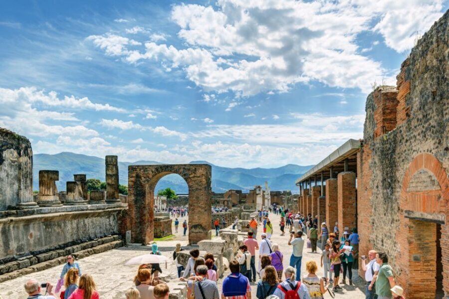 From Rome: Pompeii & Naples Private Full-Day Tour - The Rome-to-Pompeii drive: why it’s more than just transport