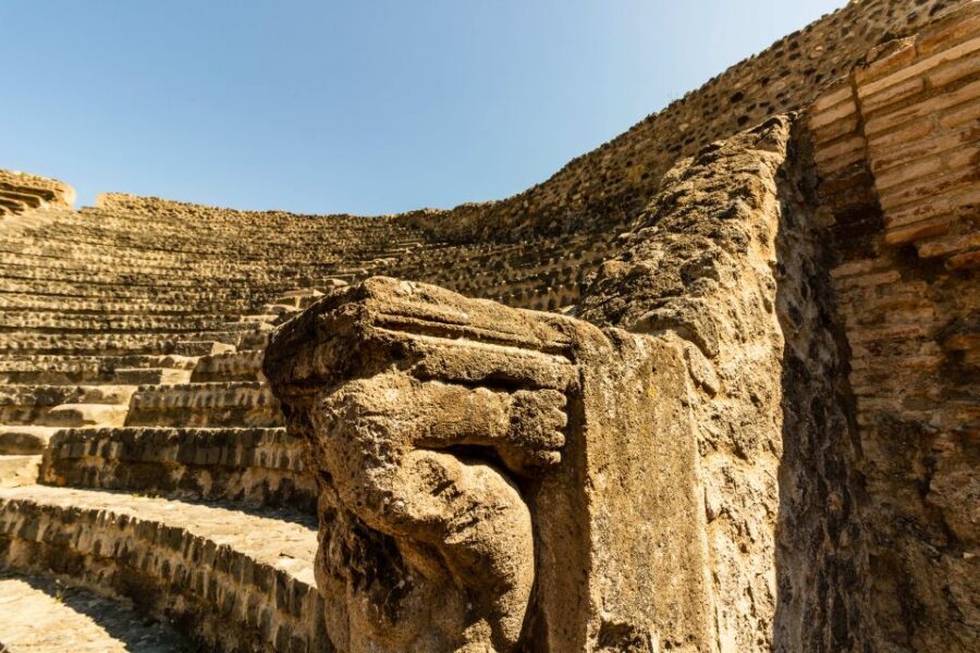 From Sorrento: 4-Hour Pompeii Group Excursion - Frescoes that still look vivid, and why they matter