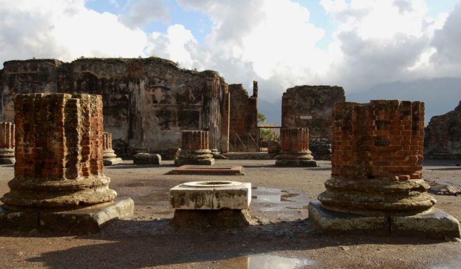 From Sorrento: Herculaneum and Pompeii Group Excursion - Getting There Comfortably: The Bus Ride and Timing That Matters
