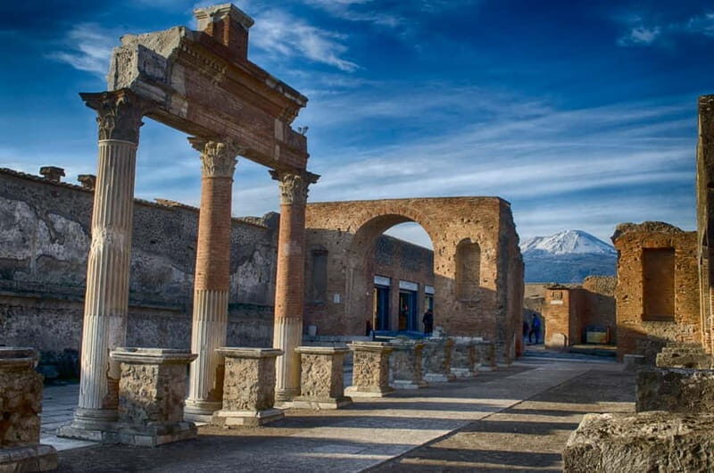From Sorrento: Pompeii and Mount Vesuvius Trip with Lunch - Key things that make this tour worth considering