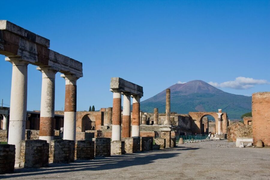 From Sorrento: Pompeii by Train with Vesuvius & Guided Tour - Who this tour suits best (and who should think twice)