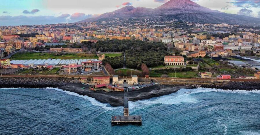 From Sorrento: Pompeii & Mt. Vesuvius Tour with Lunch & Wine - Sorrento pickup to Pompeii: where the day starts to pay off