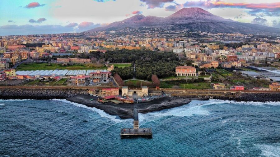 From Sorrento: Pompeii & Mt. Vesuvius Tour with Lunch & Wine - Pompeii with skip-the-line tickets: what the guide actually helps you notice
