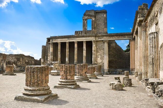 Full-Day Private Capri and Pompeii from Sorrento - Hydrofoil to Capri: Getting There Without the Headache
