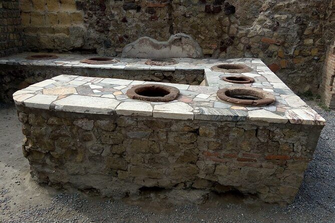 Full Day Tour Pompeii–Sorrento -Positano - Positano: viewpoints, shoreline time, and souvenir strategy