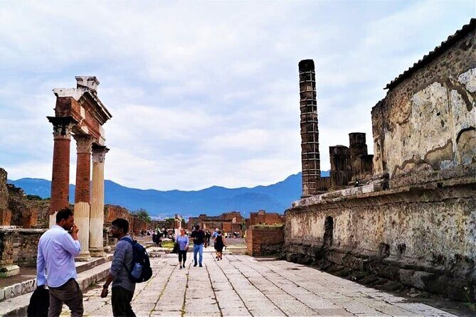Guided Private Tour in Pompeii - Price and ticket math: is $326.72 per group good value?