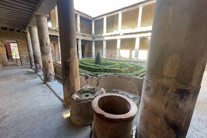 Guided Tour Pompeii And Vesuvius from Positano Skip the Line - How the timing works for an 8-hour day without chaos