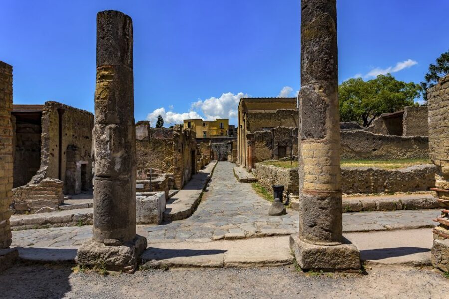 Herculaneum 2-Hour Private Guided Tour - How the Eruption Story Gets Explained at Ruin Level