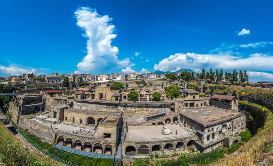 Herculaneum: 2-Hour Skip-the-Line Tour from Sorrento - The Sorrento-to-Herculaneum plan: express train timing and walking