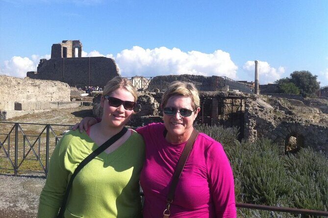 Herculaneum Private Guided Tour Led by a Local Top-rated Guide - All inclusive - Public Rome: forum, basilica, and where people met