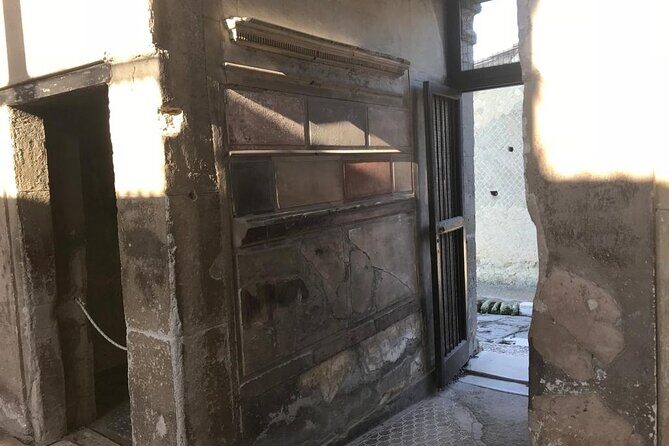 Herculaneum - Private Tour (skip-the-line admission included) - The house circuit: where Roman life comes into focus