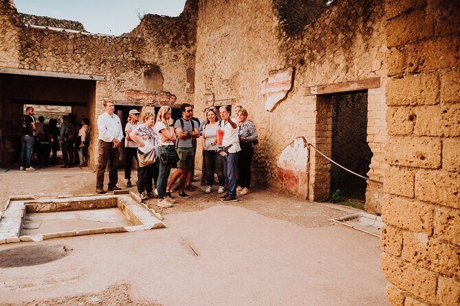 Herculaneum Small Group Tour and Ticket With an Archaeologist - The 2-hour route: what you’ll see, and why each stop matters