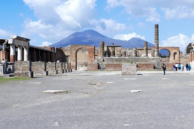 Mt. Vesuvius and Pompeii Full-Day Tour from Sorrento - Guides Matter: When the Person Running the Day Gets It