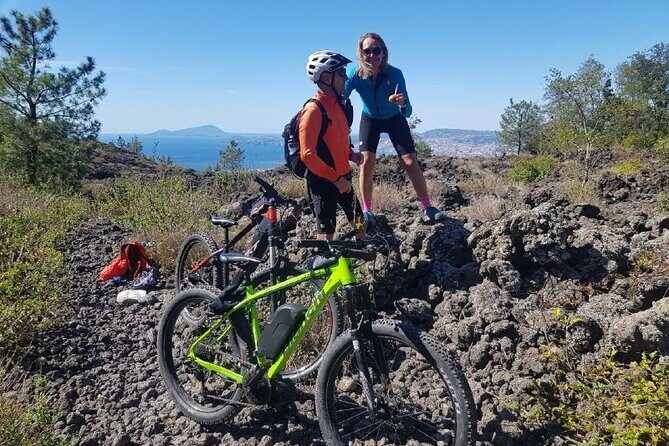 Mt Vesuvius E-Bike Tour - A Guide Makes the Difference: Peter’s Role on the Day