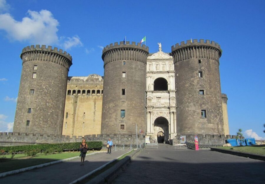 Naples: Full-Day City Tour with Pompeii and Sorrento - The coast route to Sorrento: castles, beaches, citrus trees