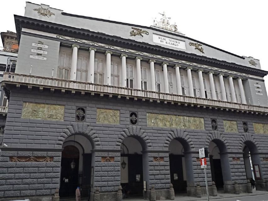 Naples: Full-Day City Tour with Pompeii and Sorrento - Meta di Sorrento viewpoint and Villa Comunale: the money shots