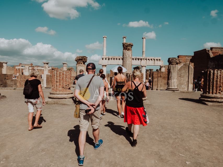 Naples: Pompeii and Mount Vesuvius Entry Tickets and Tour - Why this Pompeii–Vesuvius day tour is a smart use of your time