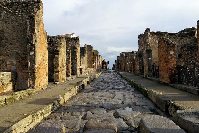 Naples/Salerno Port: Pompeii Tour - Shore Excursion - Who Should Book This Pompeii Shore Excursion