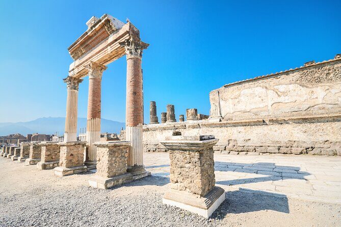 Naples/Salerno Port: Pompeii & Vesuvius - lunch or wine tasting - Lunch right after Pompeii: the smartest way to handle Vesuvius