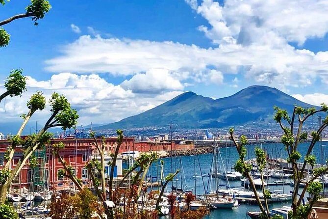 Naples to Positano/Sorrento Transfer via Pompeii (or Vice Versa) - Why a one-way Pompeii stop beats squeezing it in later